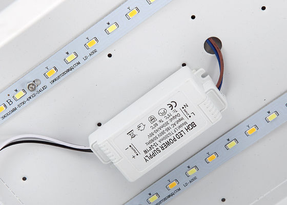 Weißer moderner Eisen-Hauptleuchter LED-Decken-Lights64W LED