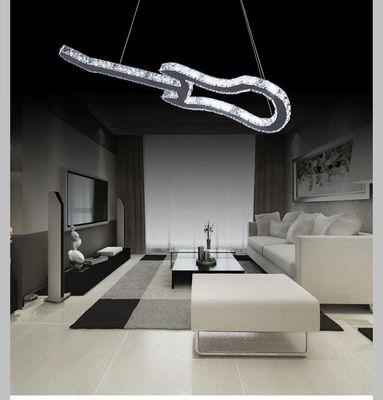 最小主義の方法創造的な LED シャンデリアは現代ギターの水晶ホテルの倍ミラーのステンレス鋼のシャンデリアをつけます