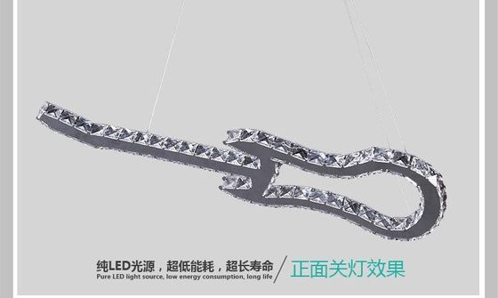 最小主義の方法創造的な LED シャンデリアは現代ギターの水晶ホテルの倍ミラーのステンレス鋼のシャンデリアをつけます