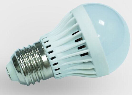 9W E27 / GU10 650LM IP45 كري / EPISTAR البلاستيك غلوب الصمام لمبات المدارس CE