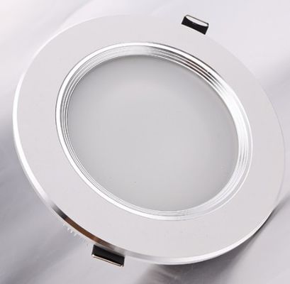 Le watt SMD LED ronde de Dimmable 9W 810LM 9 a enfoncé la puce de Cree de Downlights