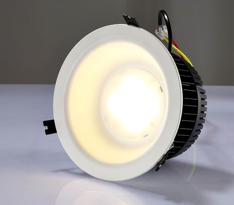 A superfície montada conduziu Downlights 5W 8W 15W 30W AC96-265V branco morno Recessed diodo emissor de luz de um Downlight de 3 polegadas