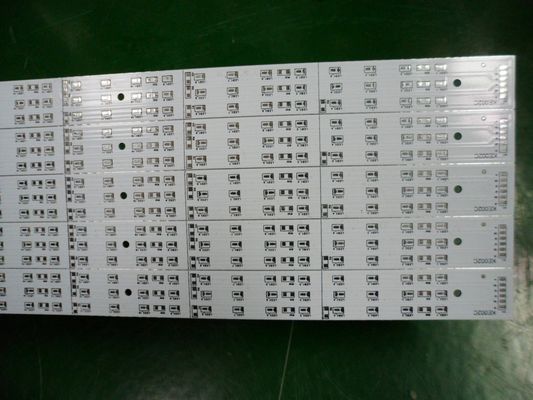 Điện tử 1.6mm Vòng LED Light nhôm PCB cho ngoài trời LED chiếu sáng đường phố