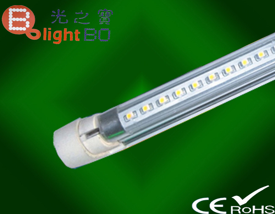 Alta sostituzione delle lampadine della metropolitana del lume SMD T5 LED con 4 piedi