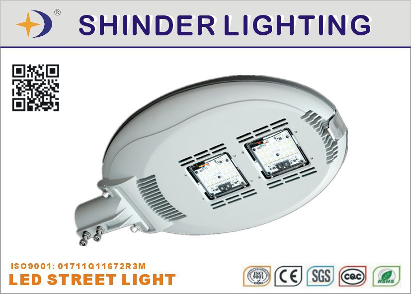 Le réverbère extérieur de la longue durée de vie 50w LED 3 ans de garantie, passage couvert de LED s'allume