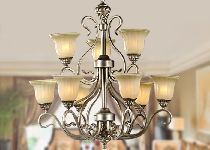 Dekoratif 9 Chandelier Italia Retro Style Cahaya Besar Besi Tempa dengan Logam dan kaca