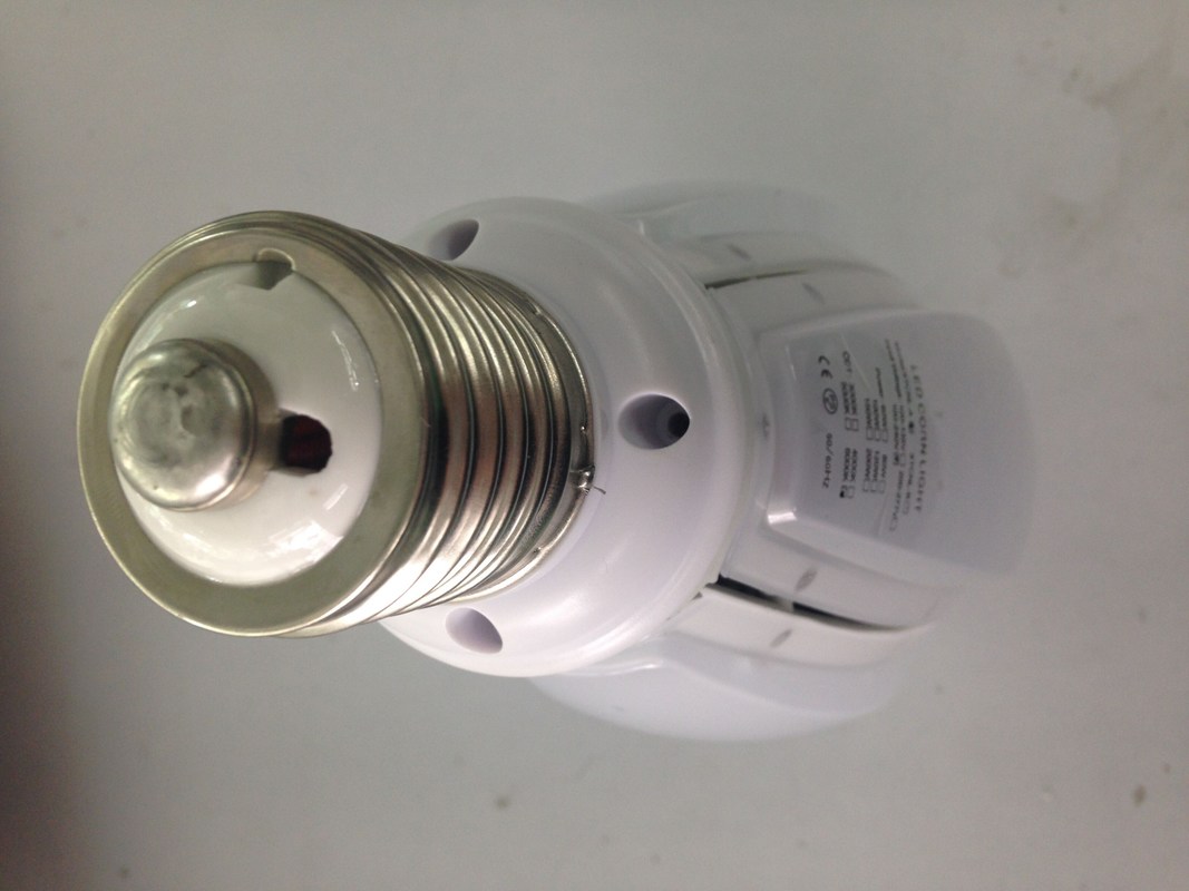E39/E40 IP67 100W E40 屋外 LED の街灯 SMD LG 5630 は欠けます