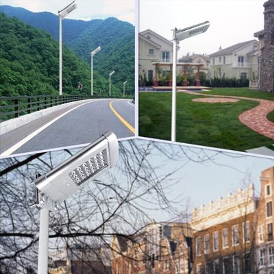 Energy Saving 60W Cool White IP66 Outdoor Integrated Solar LED Street Lights